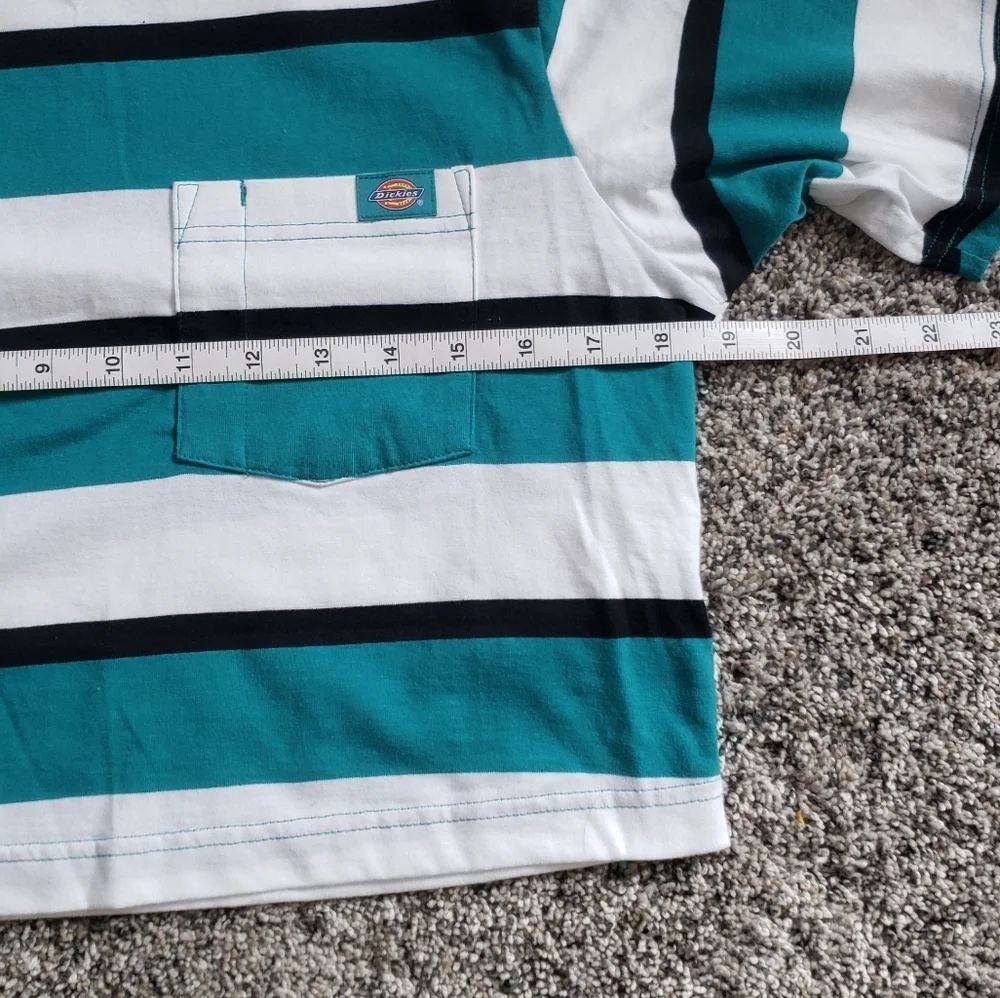 Dickies| Cropped Short Sleeve Casual Tshirt - Picture 5 of 6